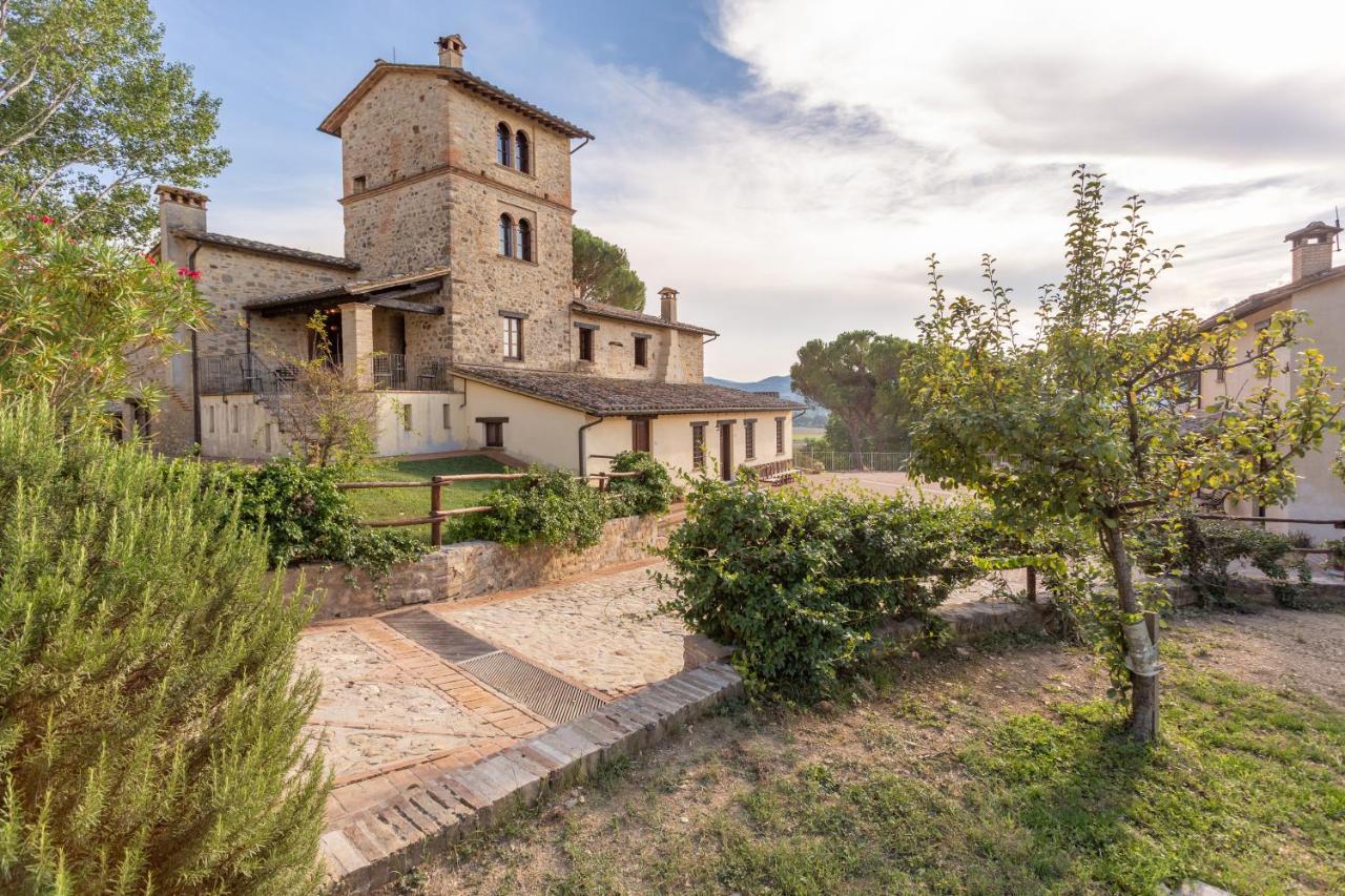 Gh Borgo Pulciano Agriturismo Монтоне Екстер'єр фото