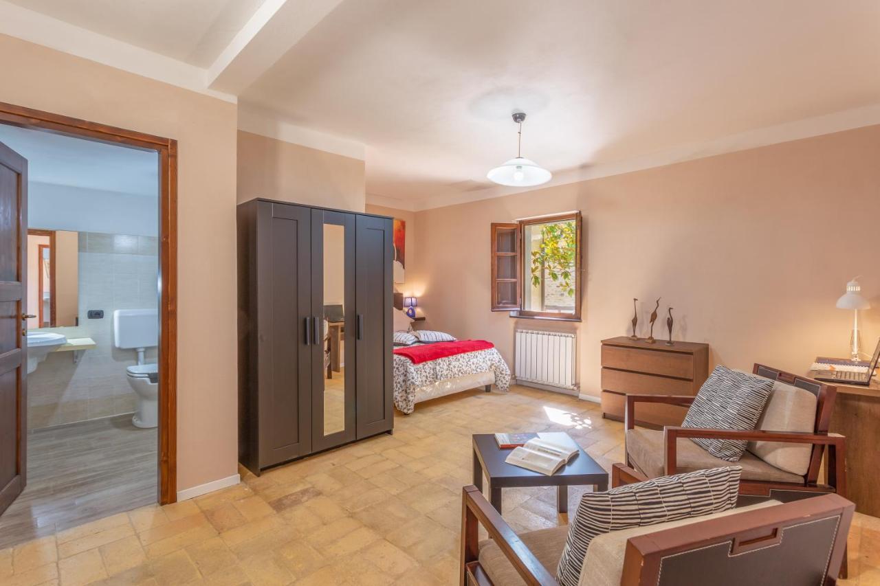 Gh Borgo Pulciano Agriturismo Монтоне Екстер'єр фото