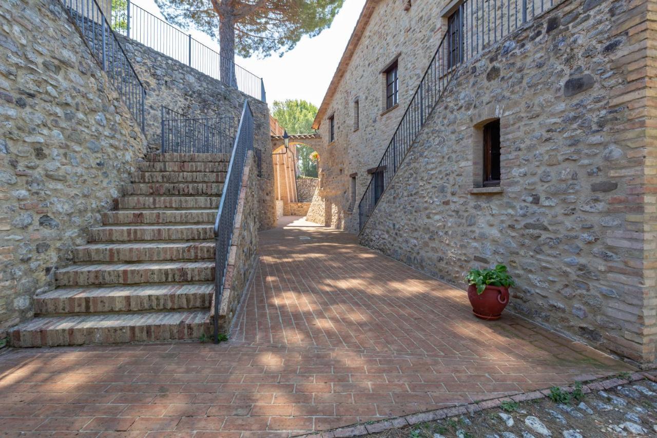 Gh Borgo Pulciano Agriturismo Монтоне Екстер'єр фото