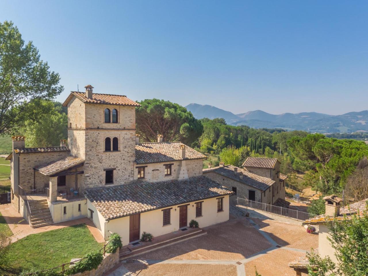 Gh Borgo Pulciano Agriturismo Монтоне Екстер'єр фото