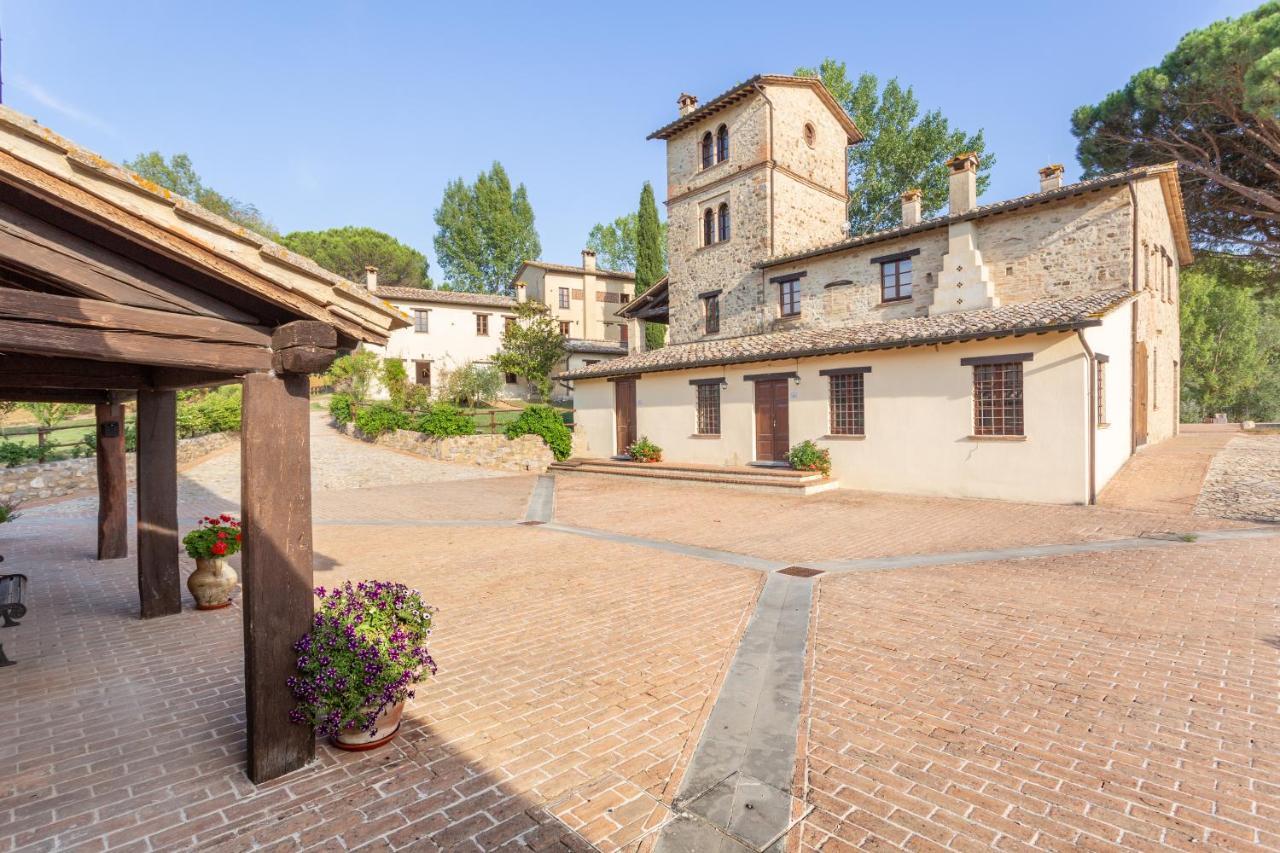 Gh Borgo Pulciano Agriturismo Монтоне Екстер'єр фото