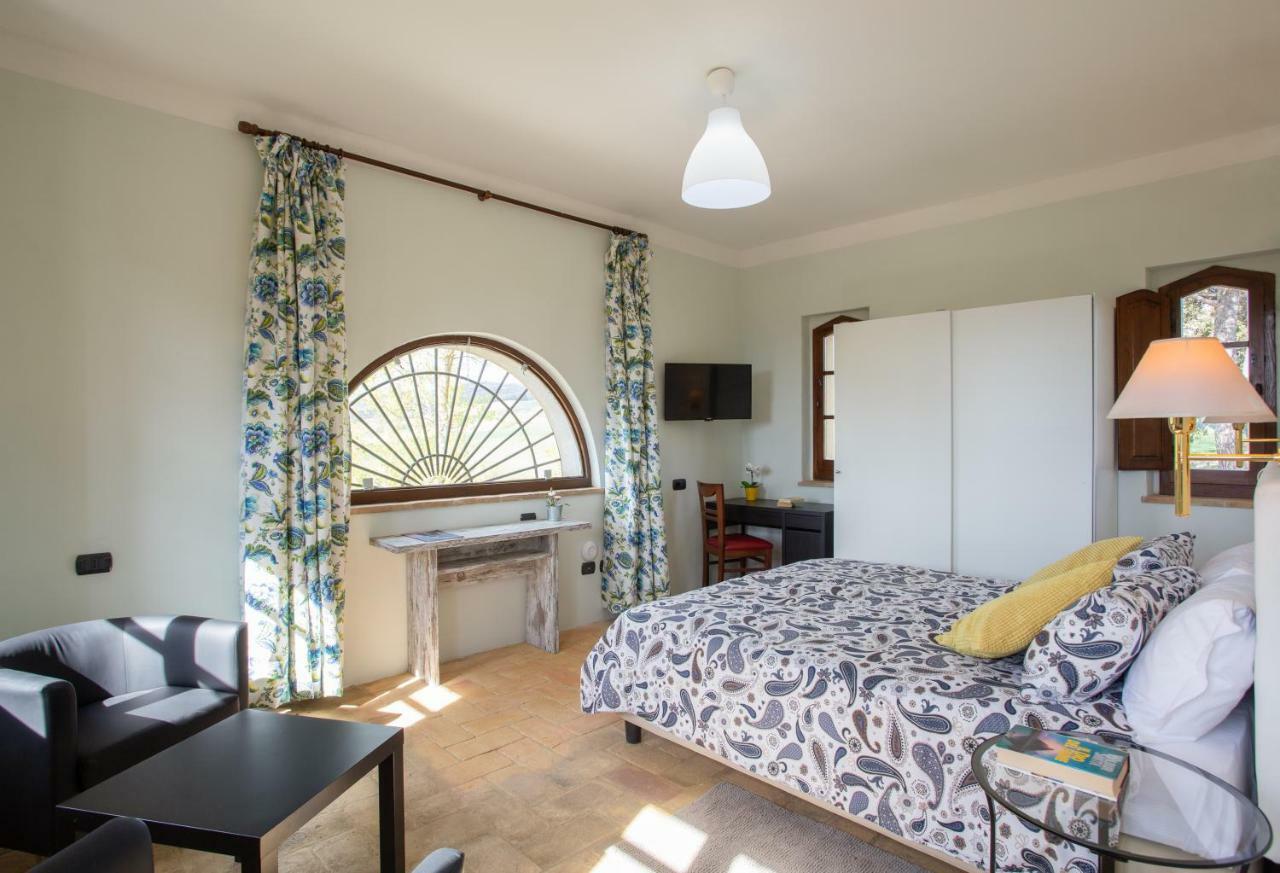 Gh Borgo Pulciano Agriturismo Монтоне Екстер'єр фото