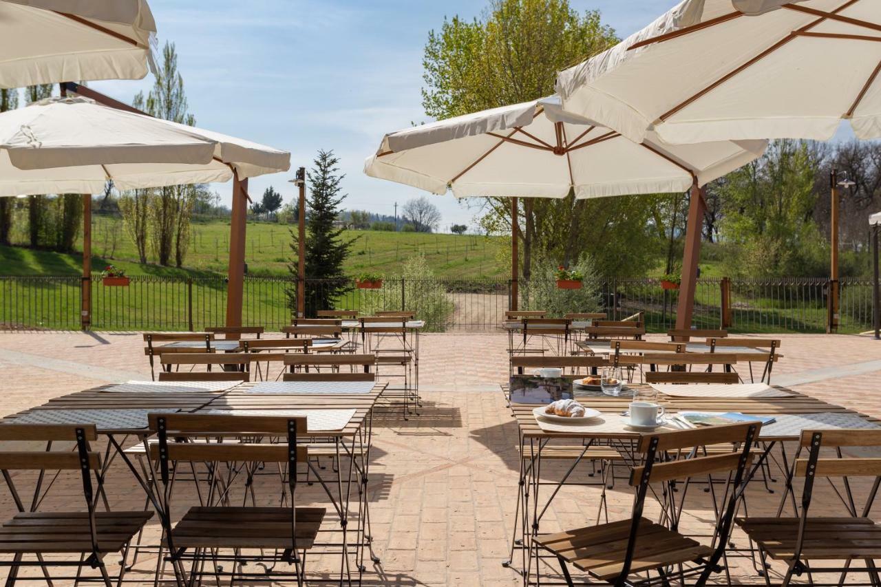 Gh Borgo Pulciano Agriturismo Монтоне Екстер'єр фото