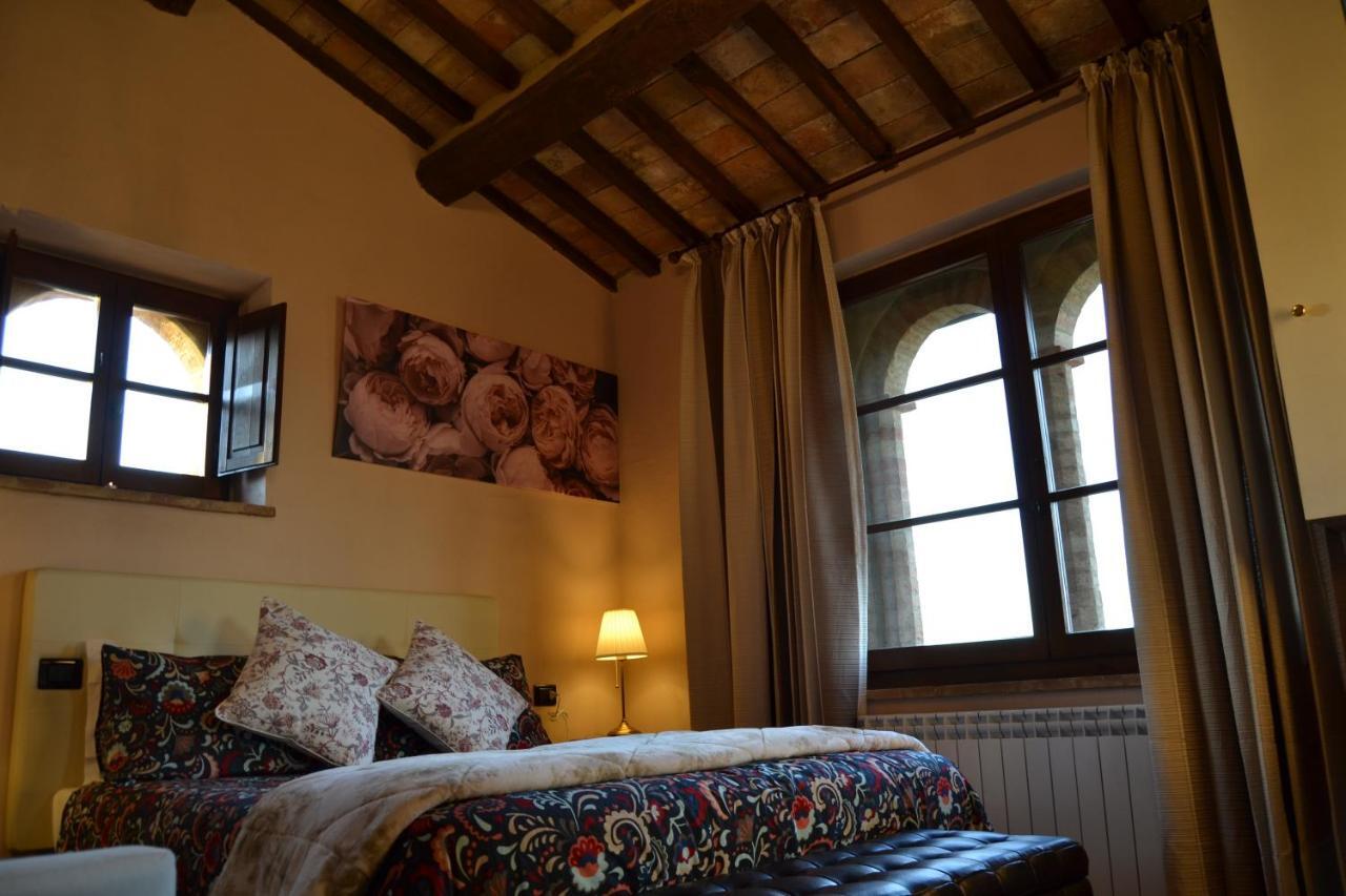 Gh Borgo Pulciano Agriturismo Монтоне Екстер'єр фото