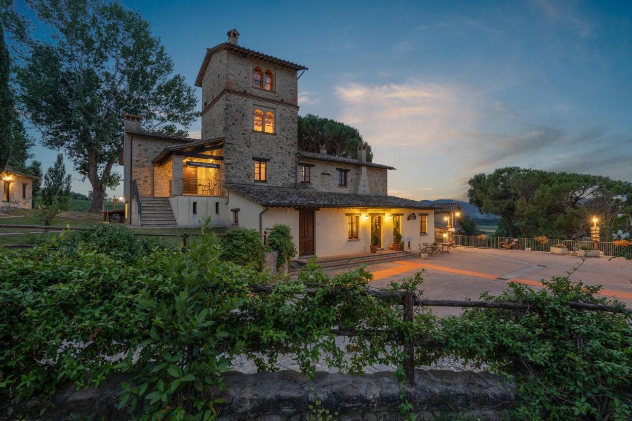 Gh Borgo Pulciano Agriturismo Монтоне Екстер'єр фото