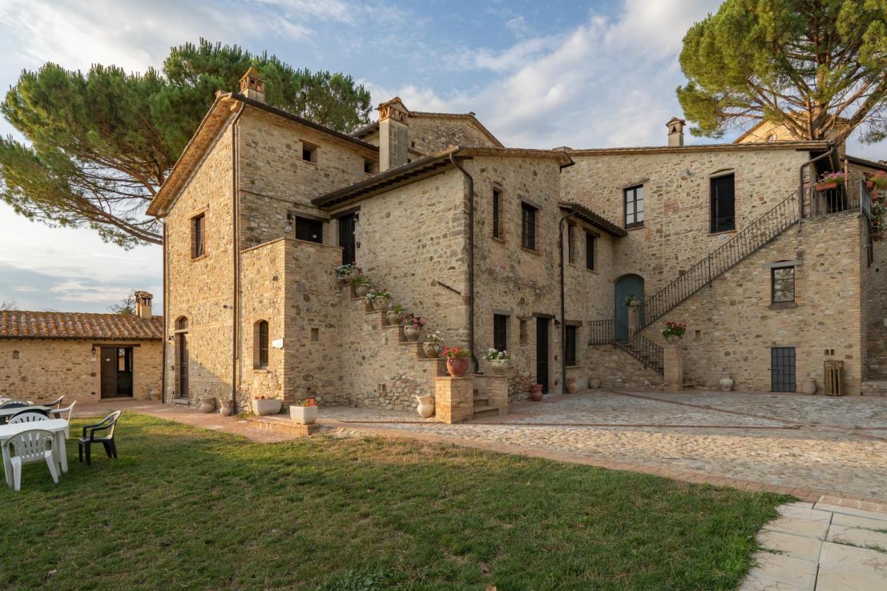 Gh Borgo Pulciano Agriturismo Монтоне Екстер'єр фото