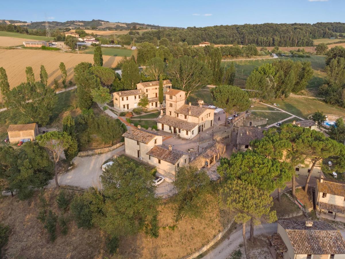 Gh Borgo Pulciano Agriturismo Монтоне Екстер'єр фото